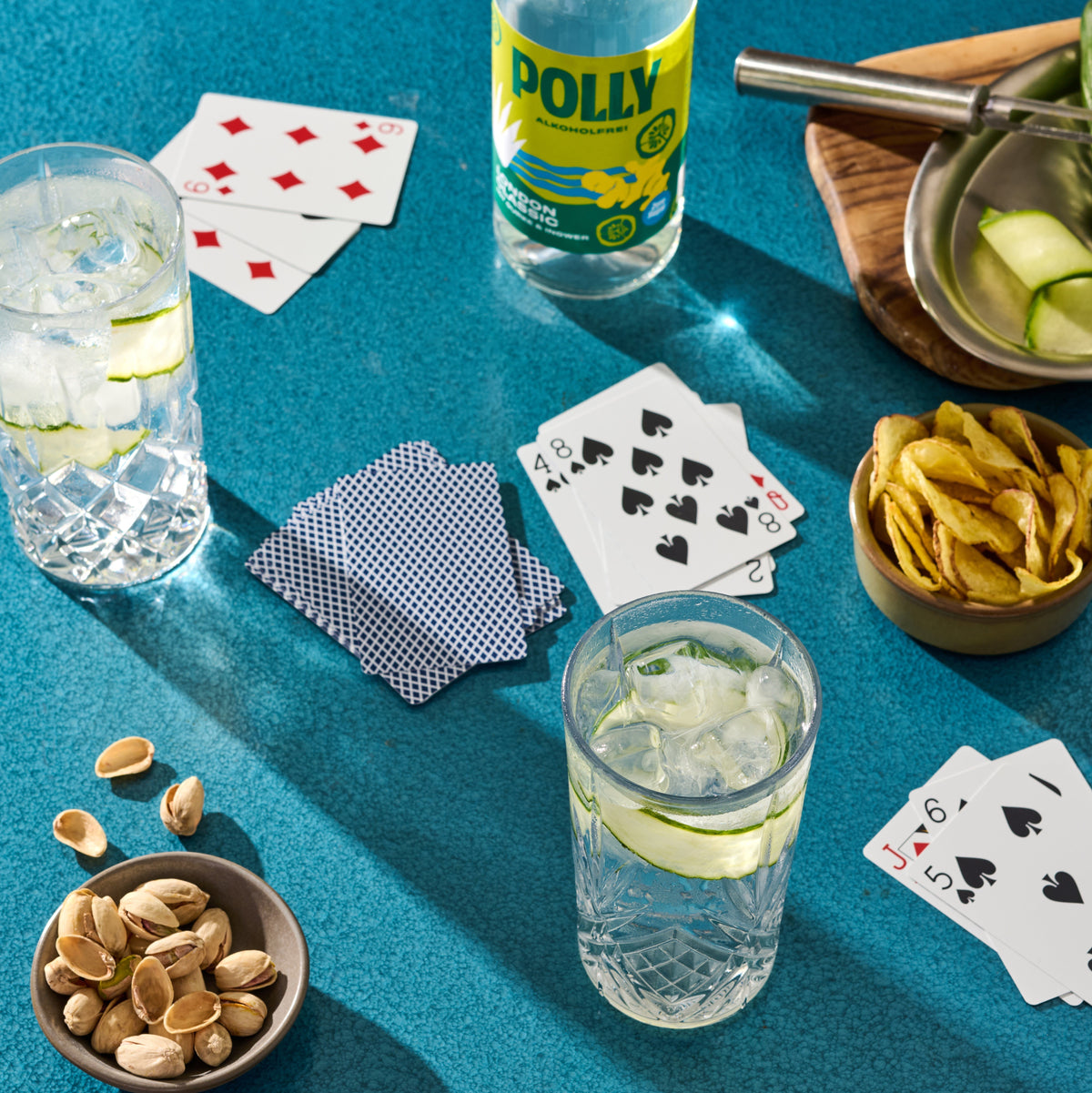 Alkoholfreier Gin Tonic - Alkoholfreies Cocktailrezept – POLLY