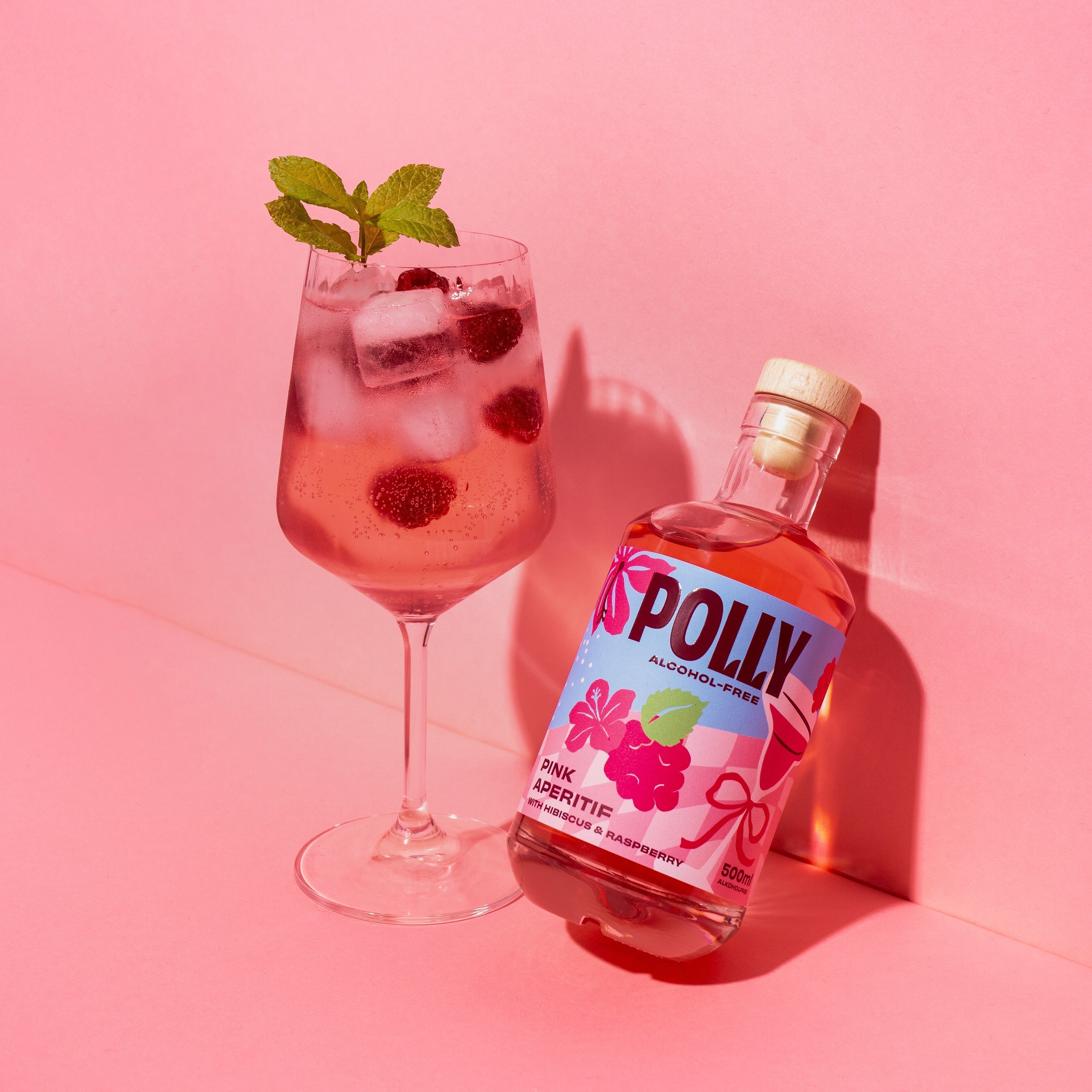Pink, spritzig, zuckerfrei – unser Drink des Sommers